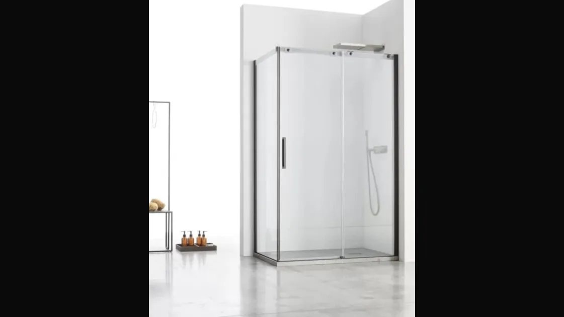 S8 Sliding tempered glass shower box with metal profiles by Arcom.