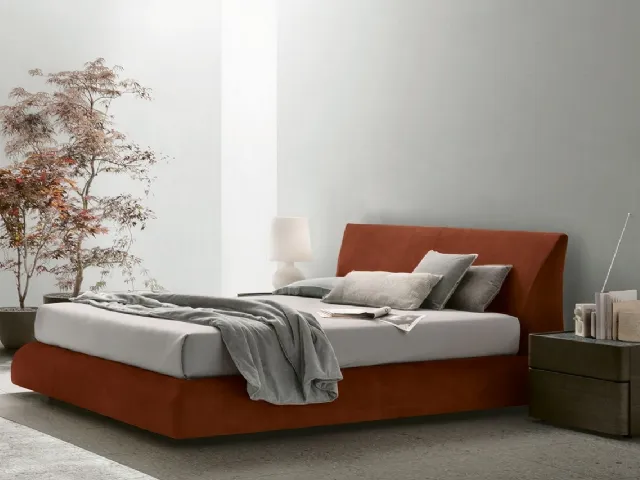 Bed with storage box Eros in nubuck leather by Tomasella.