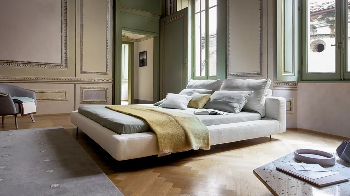 Owen fabric upholstered bed by Bonaldo