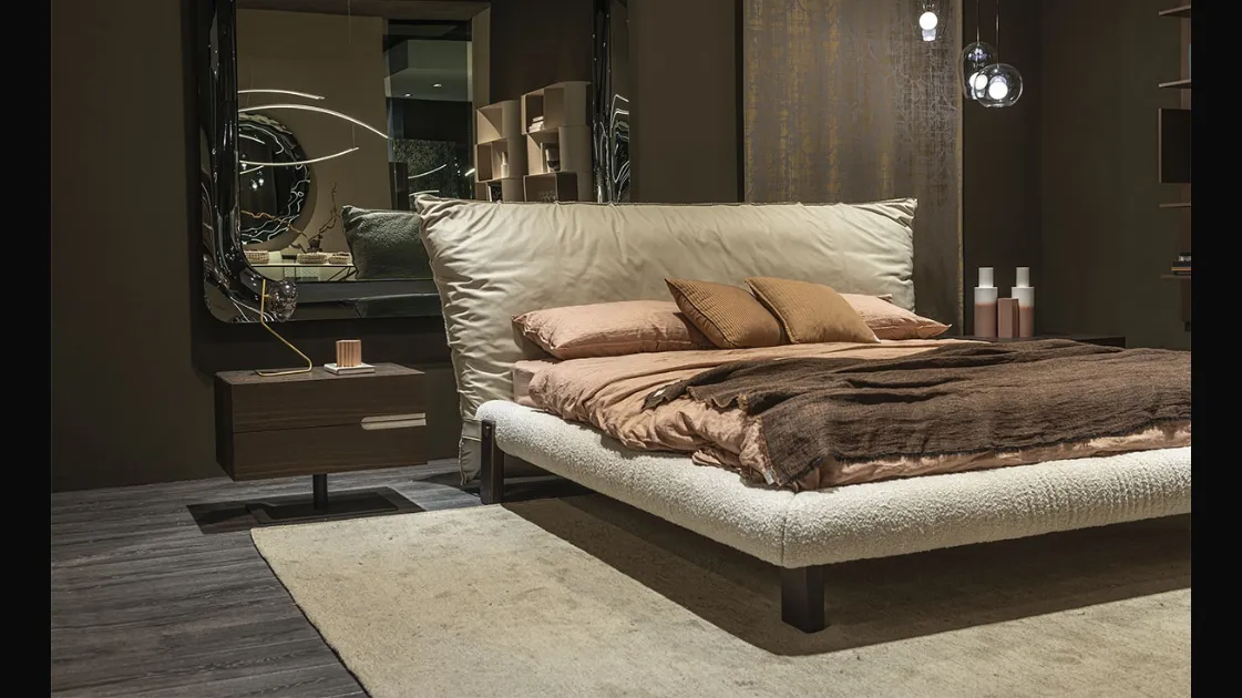 Design bed Pascal in leather and fabric by Cattelan Italia.