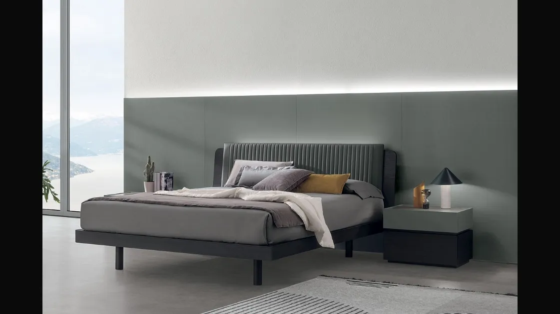 Roxy padded headboard bed by Tomasella