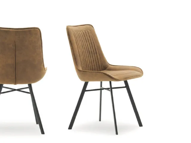 Sixty chair in eco-leather by Devina Nais.