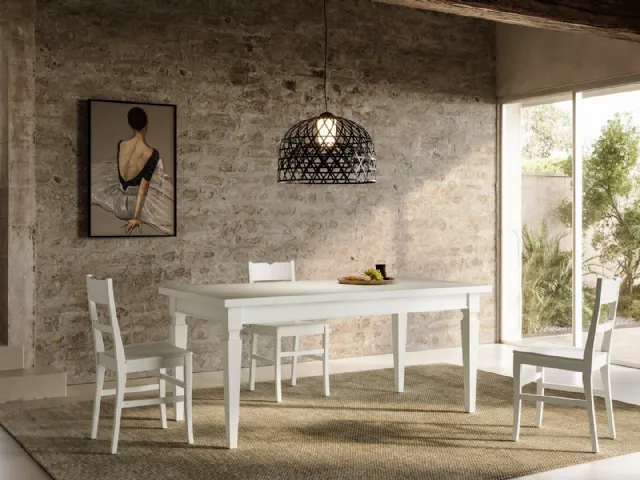 Extendable Asolo table made of solid ash wood by Arredo3.