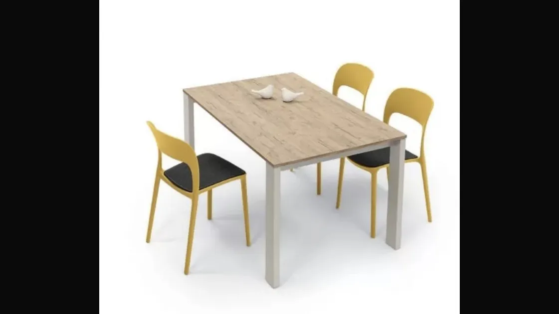 Tom extendable table by Bontempi.