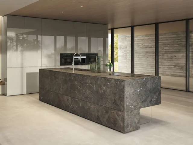 Design Kitchen with 36e8 Island Cut Project 2822 by Lago.